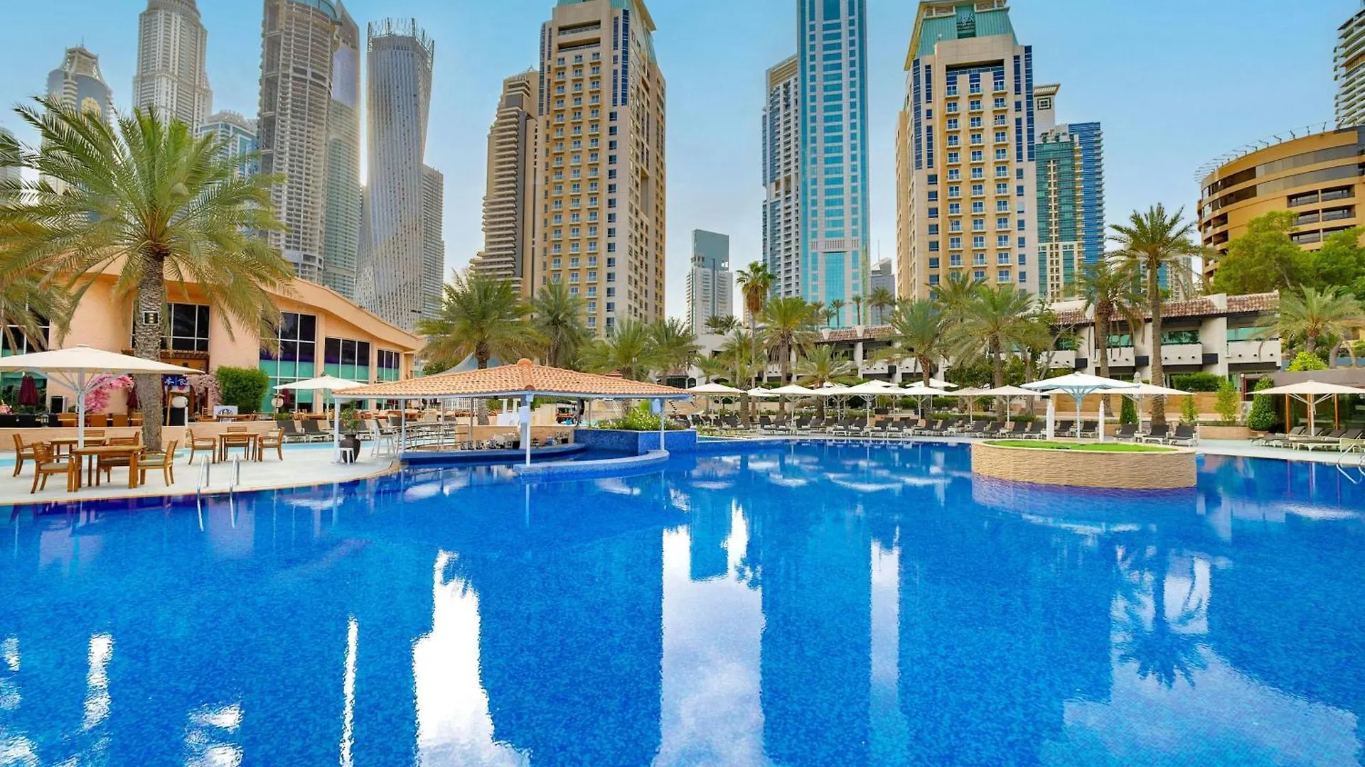 ***** Semesteranläggning (resort) Al Habtoor Grand Resort, Autograph Collection Dubai Förenade Arabemiraten