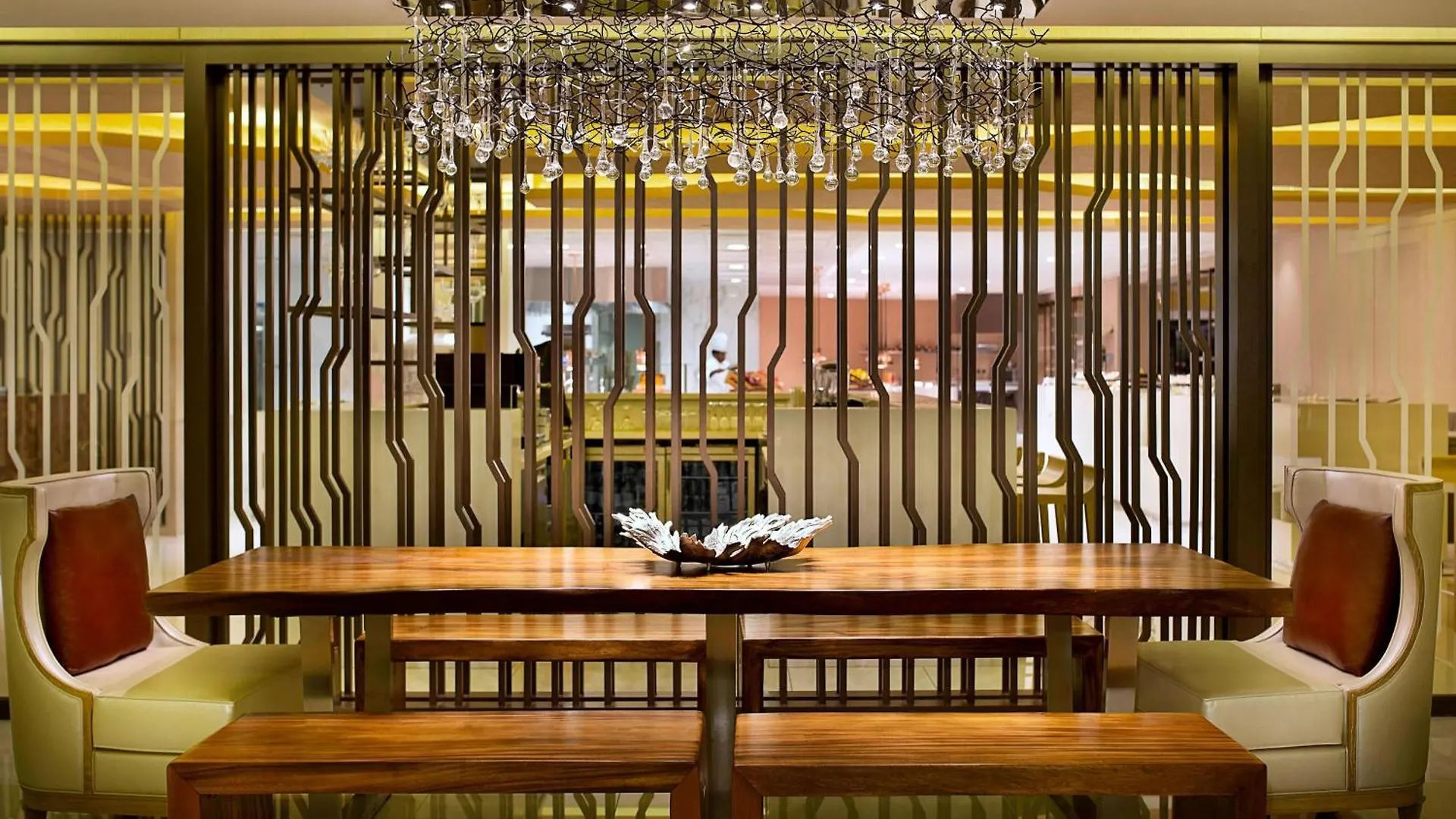 Al Habtoor Grand Resort, Autograph Collection Dubai Resort