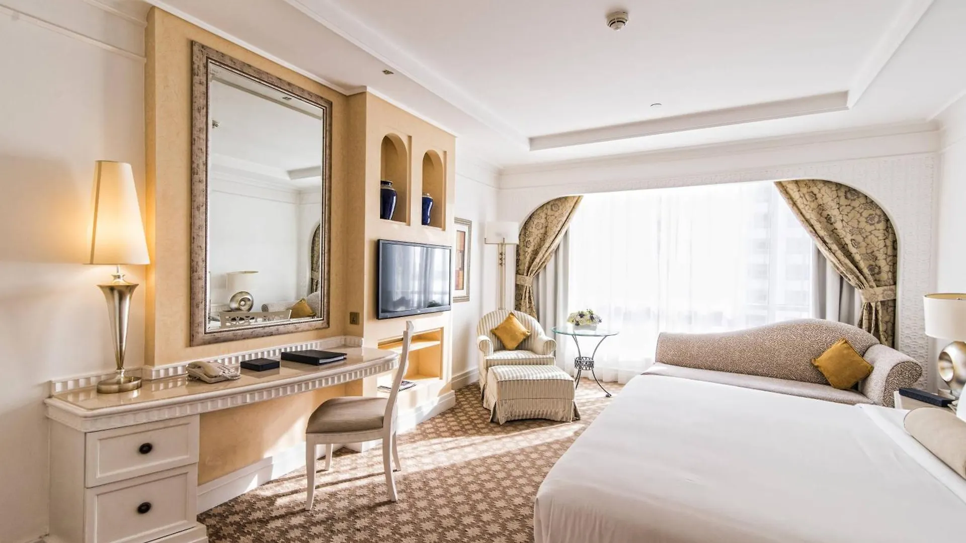 Resort Al Habtoor Grand Resort, Autograph Collection Dubai