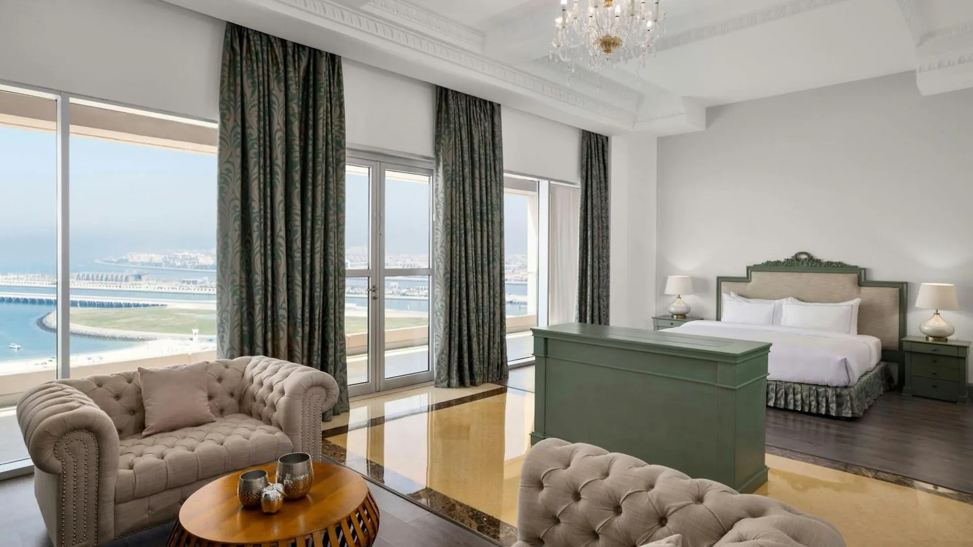 Al Habtoor Grand Resort, Autograph Collection Dubai 5*,