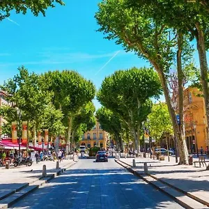 Couronne Appartement Aix-en-Provence