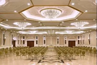 Al Habtoor Grand Resort, Autograph Collection Dubai Resort